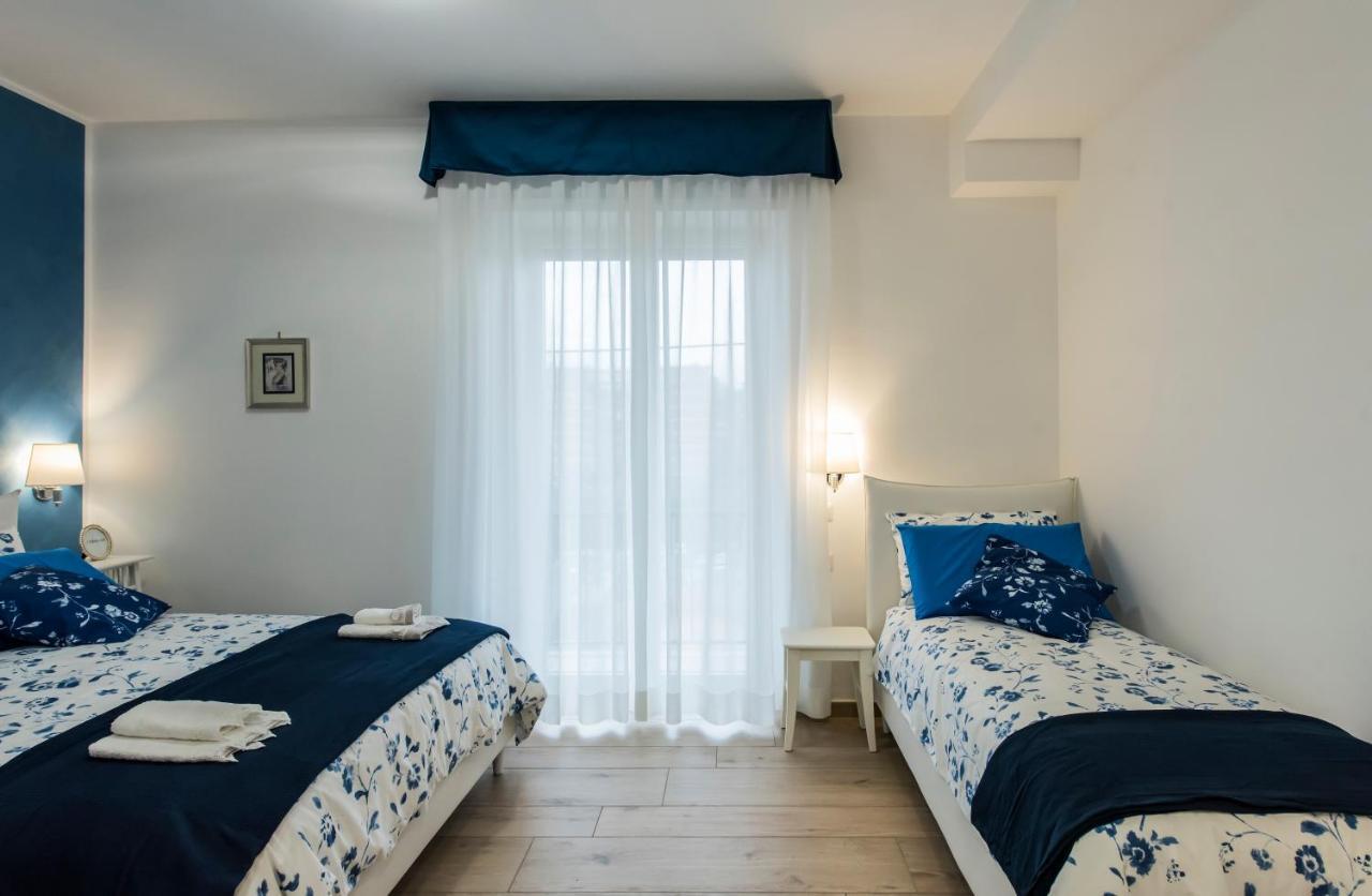 רומא Le Vestali Guest House מראה חיצוני תמונה